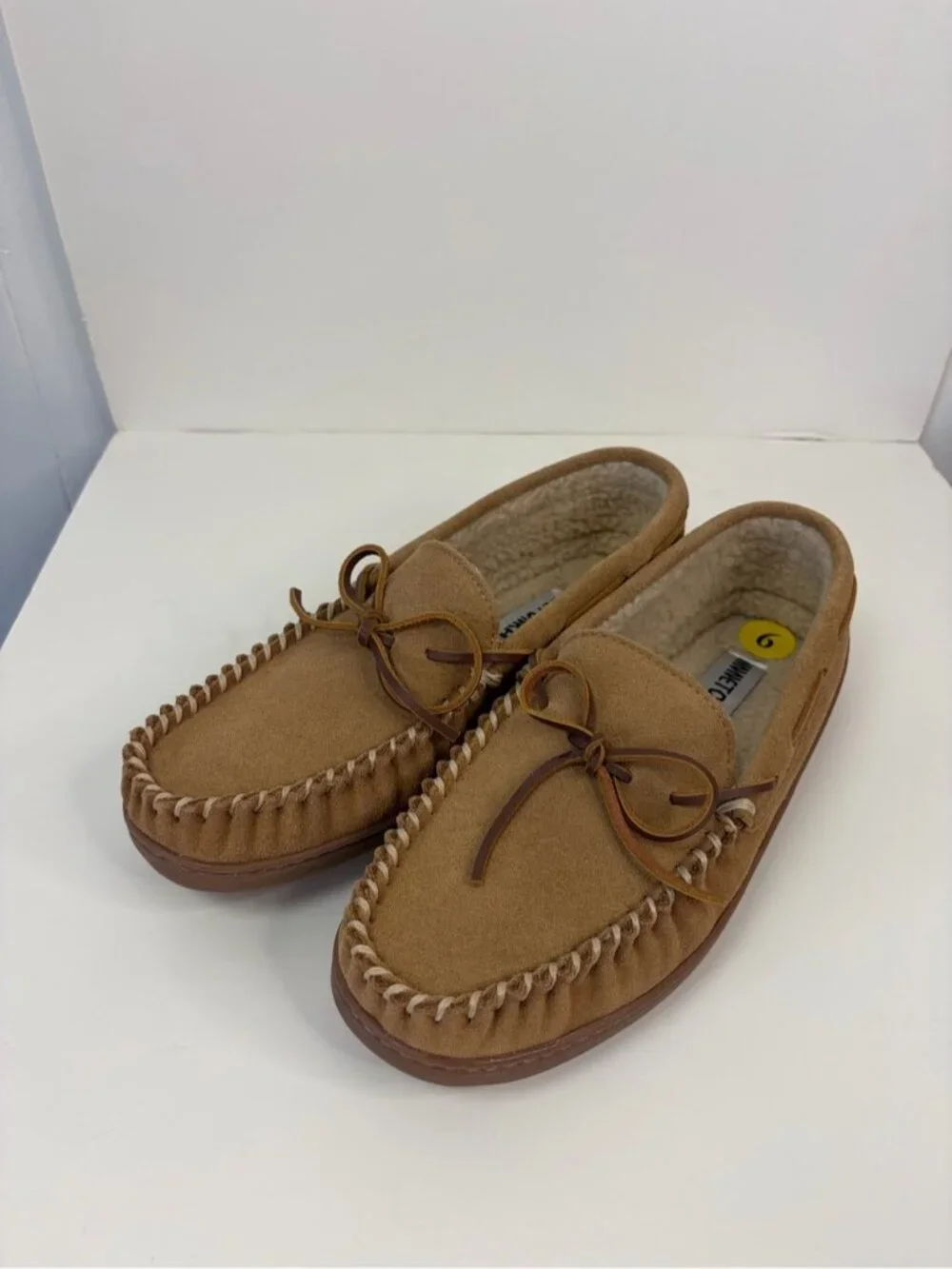 Minnetonka men’s beige
